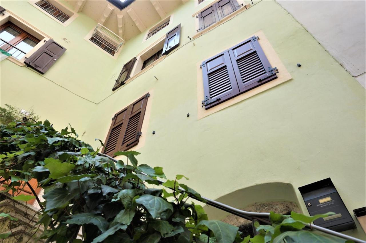 Apartamento La Casa di Elda Arco Exterior foto